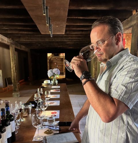 Tim Morgan Sommelier, the VInomad, wine editorial and magazine